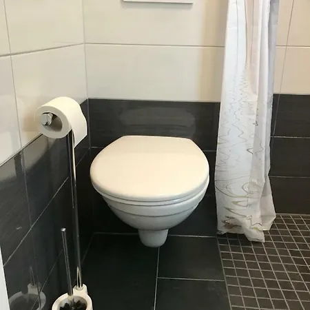 Haus Sonnenschein Str 10 *