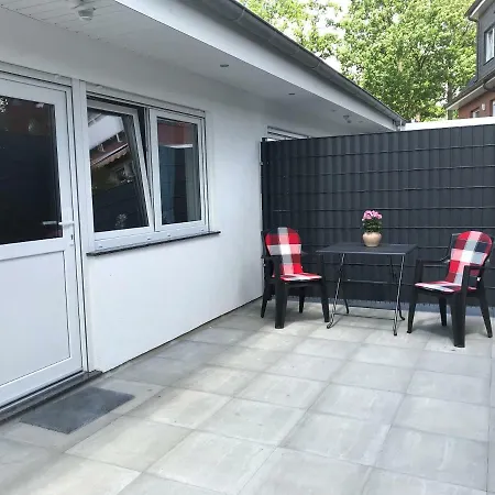 Haus Sonnenschein Str 10 アパート *