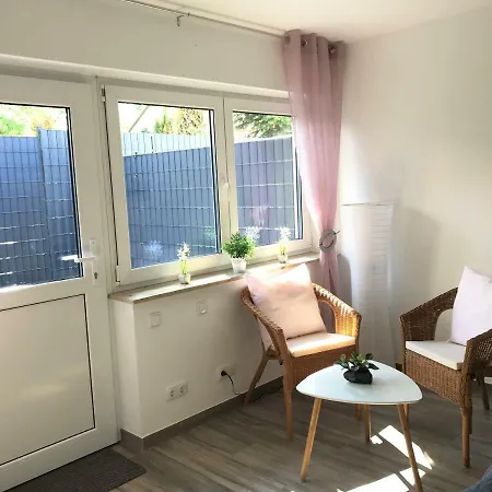 Haus Sonnenschein Str 10 アパート